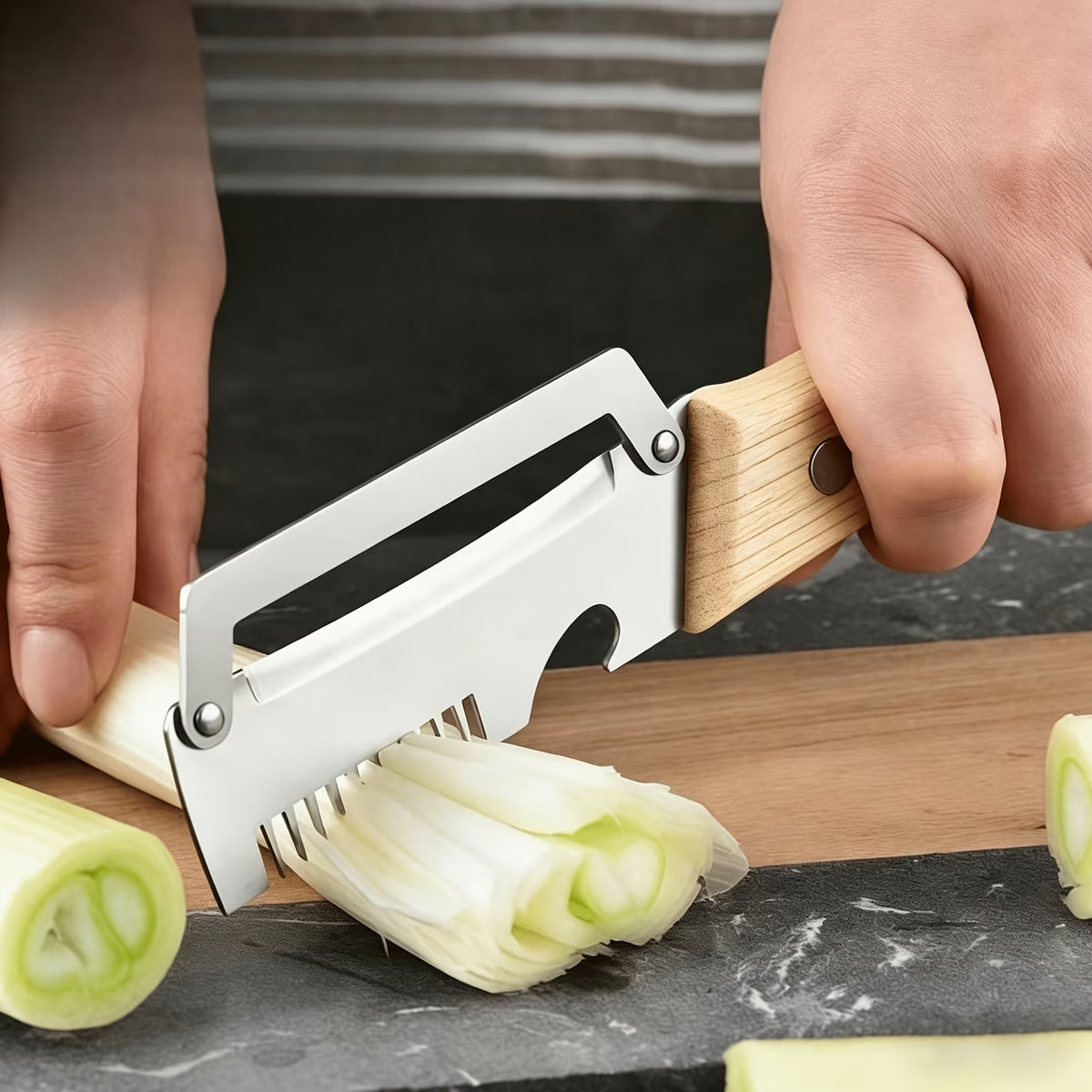 Premium 3-in-1 Peeler Knife