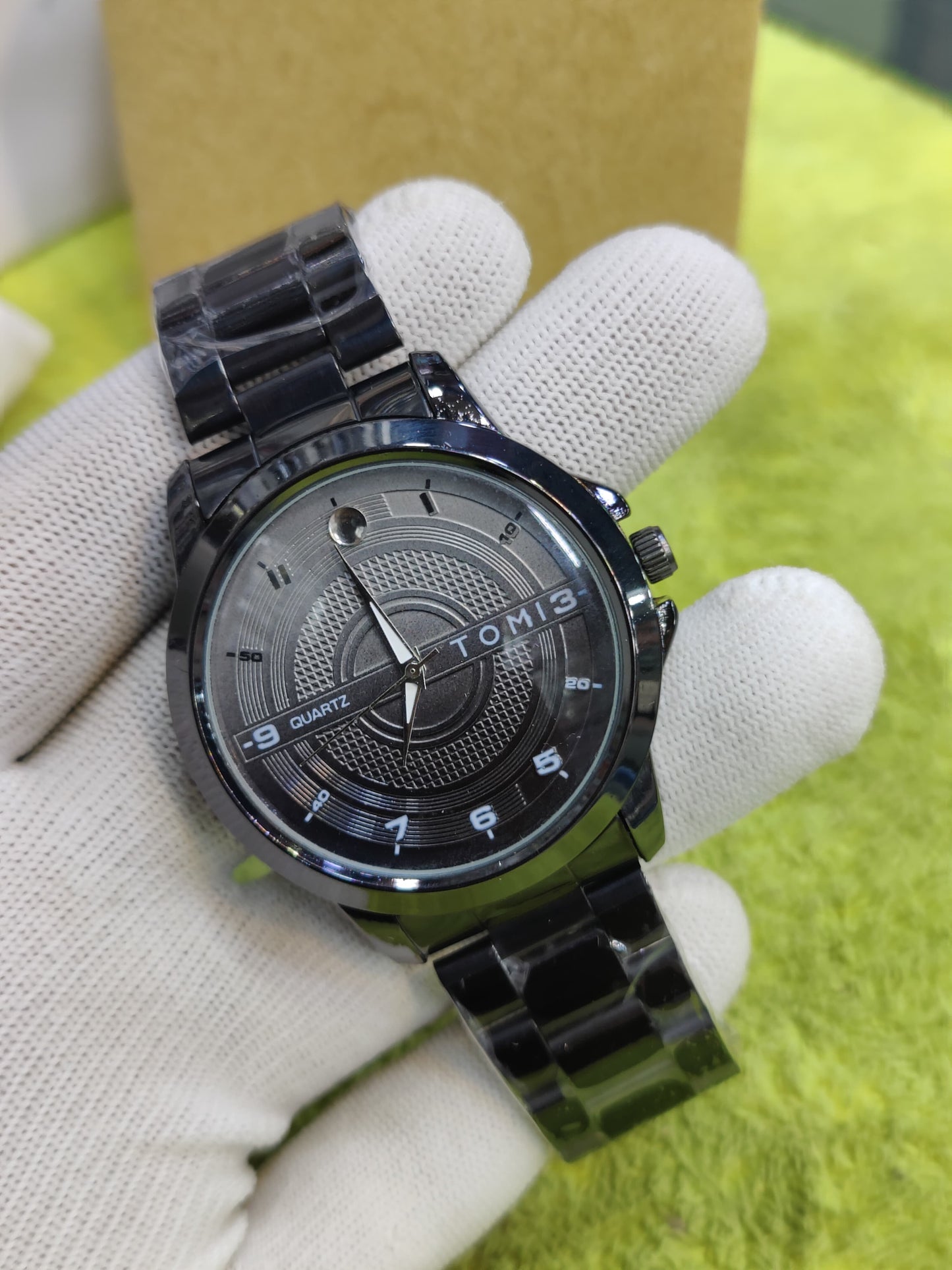 Tomi Quartz Stainless Steal New Look Clock Dial Analog Wristwatch For Men