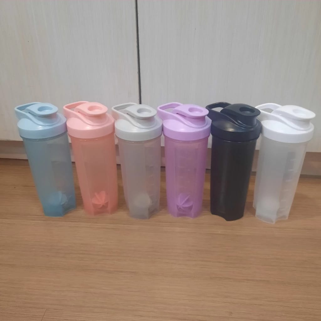 Multi Purpose Plastic Easy Grip Leak Proof Shaker with Mix Ball Blender Water Bottle BPA Free 750ml Use for Gym Smoothies and Batters Fitness Workout Sports Protein Shaker with Whisk Ball